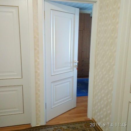 Комната Для Гостей Рядом С Станцией Метро Каменная Горка ミンスク エクステリア 写真