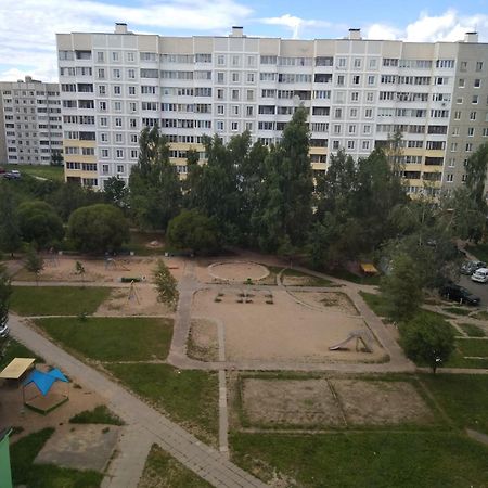Комната Для Гостей Рядом С Станцией Метро Каменная Горка ミンスク エクステリア 写真